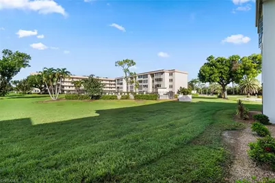 1624 Pine Valley Dr #103, Fort Myers, FL 33907 - Photo 18