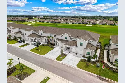 20550 Hazelnut Ct S, Lehigh Acres, FL 33928 - Photo 4