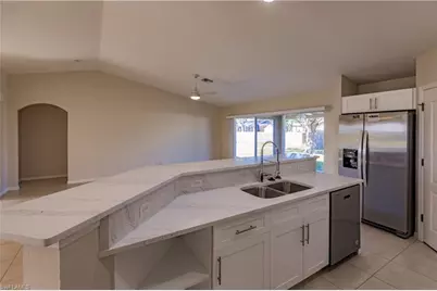2809 NW 12th Ln, Cape Coral, FL 33993 - Photo 10