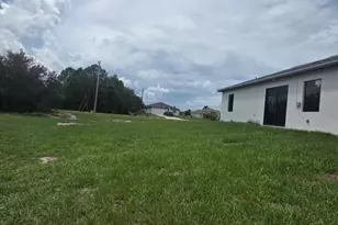 432 Raymer St, Lehigh Acres, FL 33974 - Photo 20