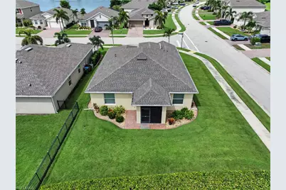 3451 Manati Ct, Cape Coral, FL 33909 - Photo 10