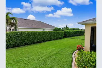 3451 Manati Ct, Cape Coral, FL 33909 - Photo 12