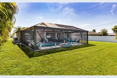 3208 SE 1st Pl, Cape Coral, FL 33904 - Photo 6