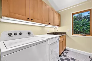 6425 Pine Ave, Sanibel, FL 33957 - Photo 42