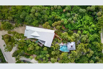 6425 Pine Ave, Sanibel, FL 33957 - Photo 4