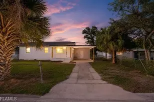 1644 Pawnee St, Fort Myers, FL 33916 - Photo 1