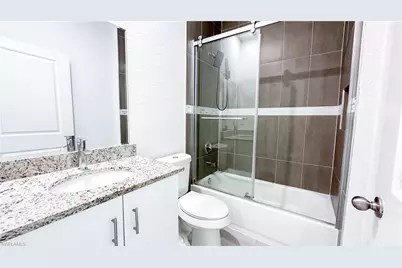 2007 Inglewood Cir, Labelle, FL 33935 - Photo 18