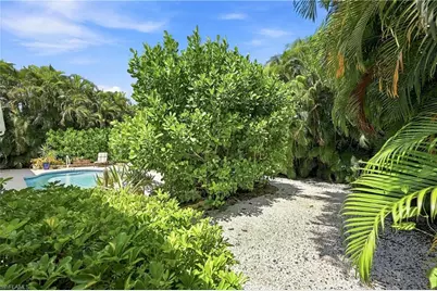 1729 El Dorado Pkwy W, Cape Coral, FL 33914 - Photo 20