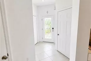 2884 Citrus St, Naples, FL 34120 - Photo 8
