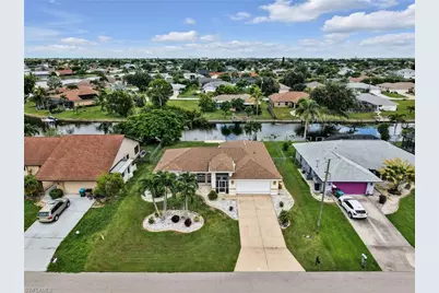 323 SE 9th Ave, Cape Coral, FL 33990 - Photo 4