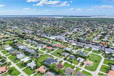 2315 SW 50th Ln, Cape Coral, FL 33914 - Photo 54