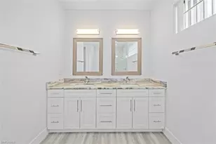 1124 SW 4th Ln, Cape Coral, FL 33991 - Photo 28