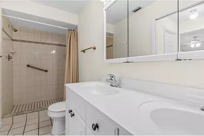 403 SE 33rd Ter, Cape Coral, FL 33904 - Photo 12
