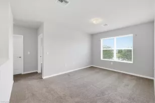 10601 Crossback Ln, Lehigh Acres, FL 33936 - Photo 20