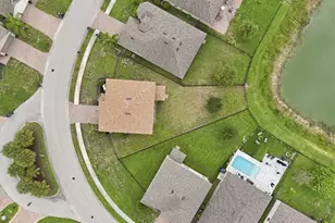 10601 Crossback Ln, Lehigh Acres, FL 33936 - Photo 36