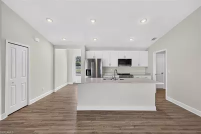 424 NW 17th Pl, Cape Coral, FL 33993 - Photo 12