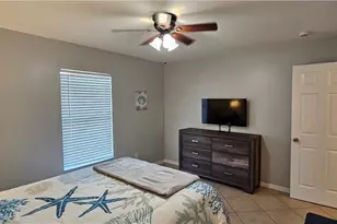 1923 SW 26th St, Cape Coral, FL 33914 - Photo 10