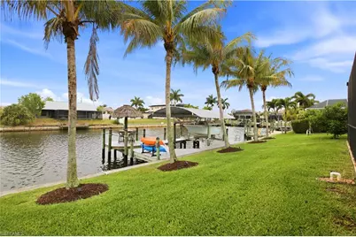 2400 SW 39th Ter, Cape Coral, FL 33914 - Photo 34