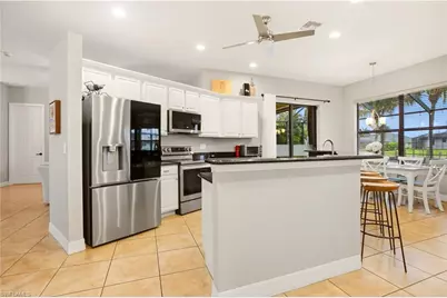 2400 SW 39th Ter, Cape Coral, FL 33914 - Photo 8