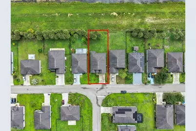 169 Shadow Lakes Dr, Lehigh Acres, FL 33974 - Photo 2