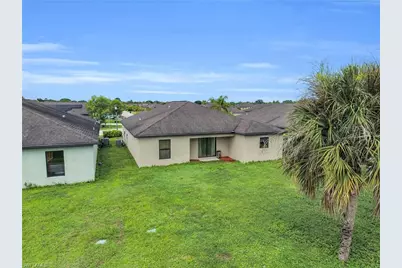 169 Shadow Lakes Dr, Lehigh Acres, FL 33974 - Photo 4