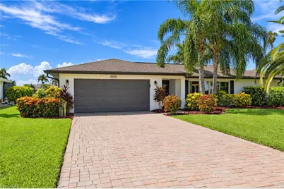 1932 Palaco Grande Pkwy, Cape Coral, FL 33904 - Photo 1
