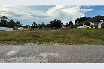 3514 30th St SW, Lehigh Acres, FL 33976 - Photo 2