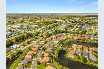 2229 Cape Heather Cir, Cape Coral, FL 33991 - Photo 16