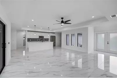 523 Wilmington Pkwy, Cape Coral, FL 33993 - Photo 4