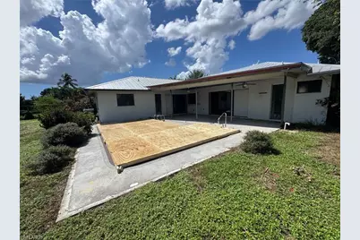 2215 Treehaven Cir N, Fort Myers, FL 33907 - Photo 14