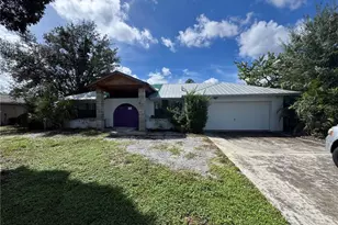 2215 Treehaven Cir N, Fort Myers, FL 33907 - Photo 1