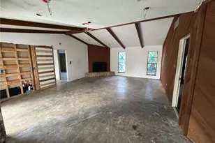 2215 Treehaven Cir N, Fort Myers, FL 33907 - Photo 8