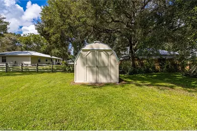 1212 Woods Dr, Labelle, FL 33935 - Photo 28