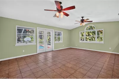 1460 Manuels Dr, Fort Myers, FL 33901 - Photo 8