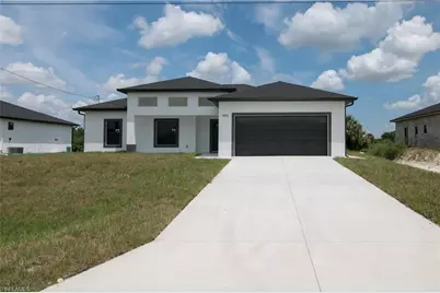 945 Commodore St, Lehigh Acres, FL 33974 - Photo 2