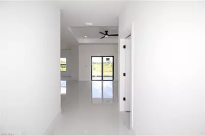 945 Commodore St, Lehigh Acres, FL 33974 - Photo 8