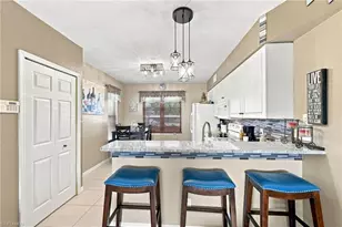 406 SW 3rd St, Cape Coral, FL 33991 - Photo 4