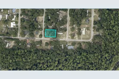 6425 Butternut Dr, Milton, FL 32583 - Photo 2