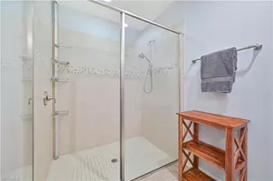 14919 Edgewater Cir, Naples, FL 34114 - Photo 16