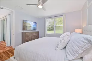 14919 Edgewater Cir, Naples, FL 34114 - Photo 12