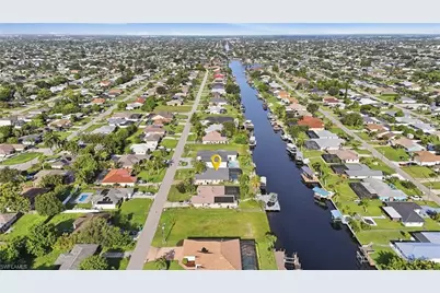 1327 SE 17th St, Cape Coral, FL 33990 - Photo 4