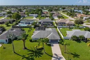 606 SE 15th St, Cape Coral, FL 33990 - Photo 38