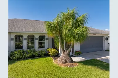 606 SE 15th St, Cape Coral, FL 33990 - Photo 2