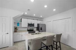14087 Oviedo Pl, Fort Myers, FL 33905 - Photo 8