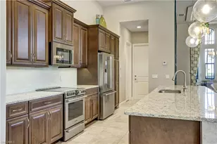 1406 Cape Coral Pkwy W, Cape Coral, FL 33914 - Photo 8