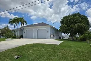 123 NW 14th Ave, Cape Coral, FL 33993 - Photo 2