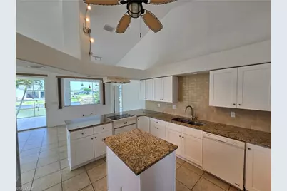 123 NW 14th Ave, Cape Coral, FL 33993 - Photo 14