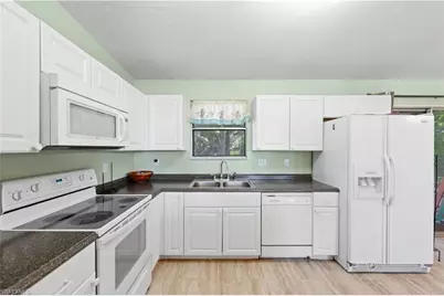 1931 NE 14th Ter, Cape Coral, FL 33909 - Photo 12