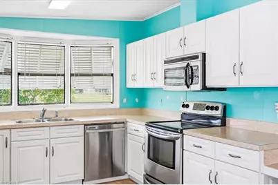 10074 Broken Woods Ct, North Fort Myers, FL 33903 - Photo 12