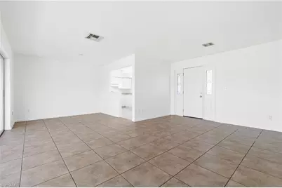 3102 SE 18th Ave, Cape Coral, FL 33904 - Photo 8